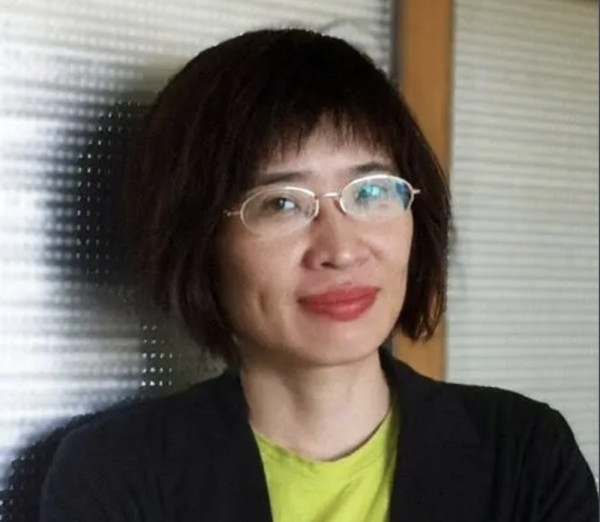 极端女权的“邪教性”：不仅伤害女性，还危害国家安全！