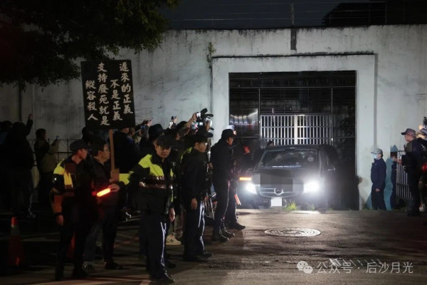 台湾最邪恶组织,被爆也领美国狗粮