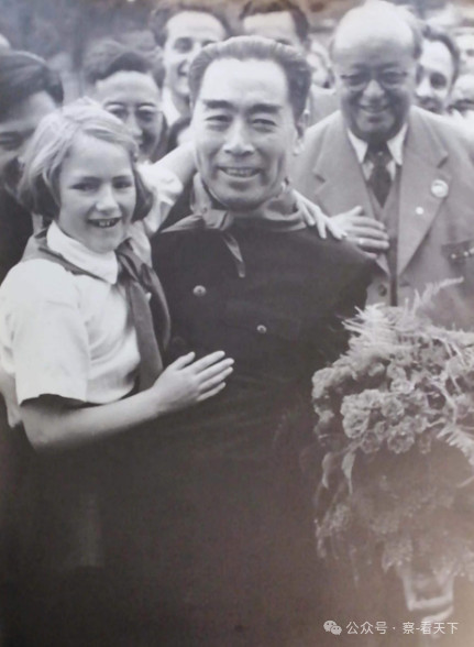 姬鹏飞：出使民主德国纪事