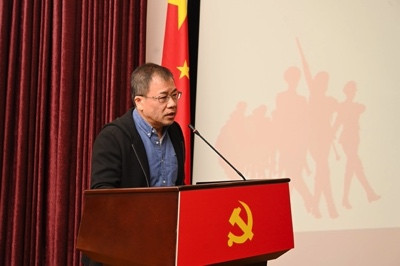 红会举办长篇军旅小说《天安门第一方阵》研讨会