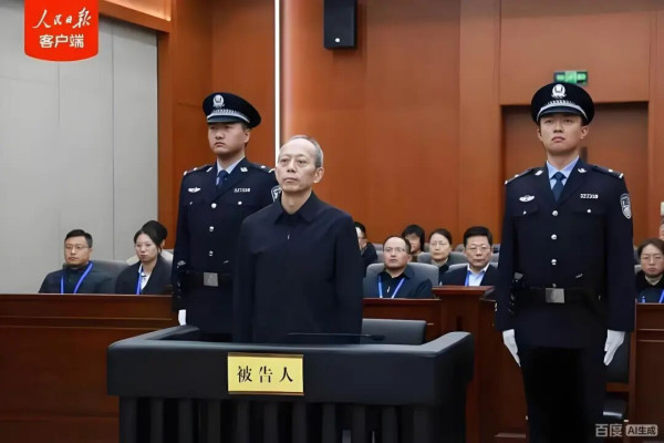 曾感叹“水很深”的苟仲文，最终把自己淹没了！