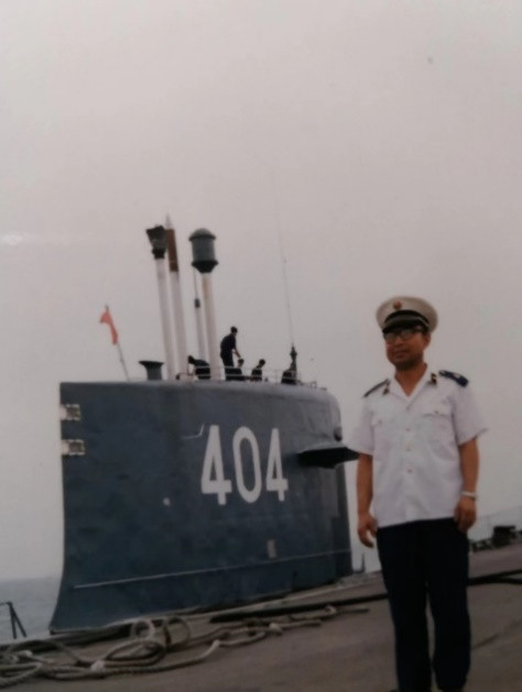 写下遗书、拍下生死照:惊心动魄的核潜艇极限深潜试验