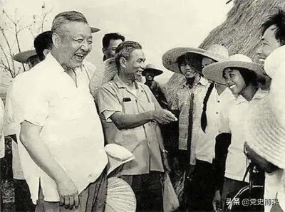 习仲勋：能上能下，永远与人民群众为伍