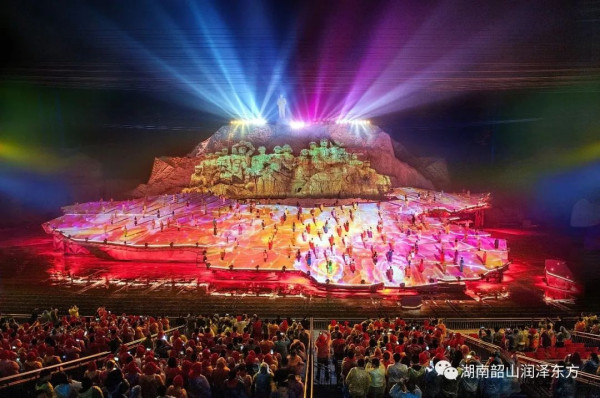 五一国际劳动节源于欧美却被淡化，“劳动最光荣”在中国叫得最响