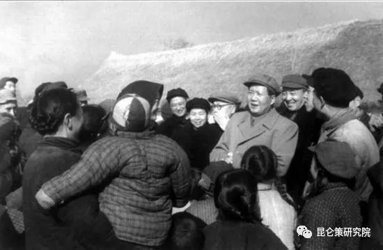 如柳:一位女记者对毛主席认识的自述