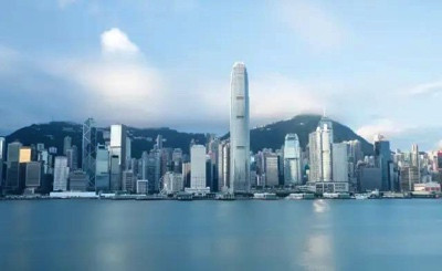 梁振英:爱国者治港天经地义,反对派再怎么挑战底线也没用