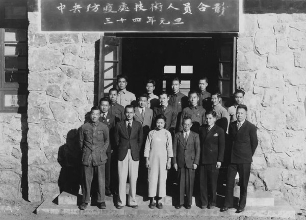 二战时贵如黄金的“盘尼西林”，如何被我们变成“白菜价”的？