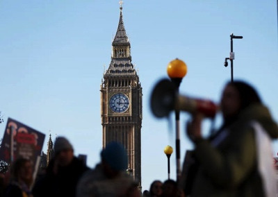 英国高通胀下罢工潮持续,究其根源还是社会不公