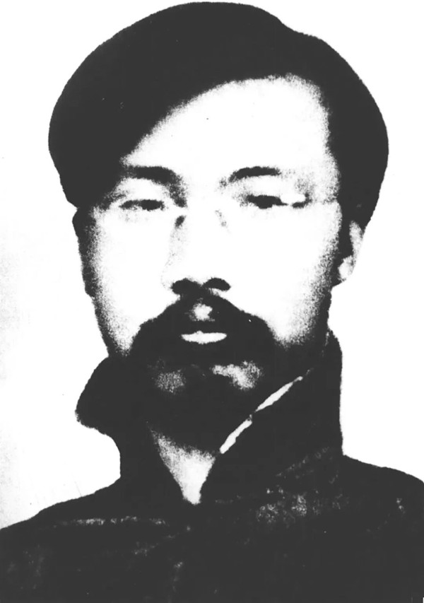 布衣铁骨：李大钊的节俭之风
