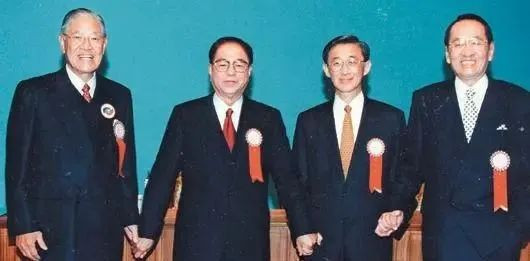 蒋经国日记揭密:为何选李登辉而非林洋港接班?