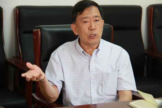坚决维护以习近平同志为核心的党中央的权威——网络舆论动态研讨会纪要