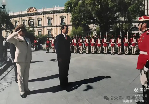我国驻外武官的一次寸步不让