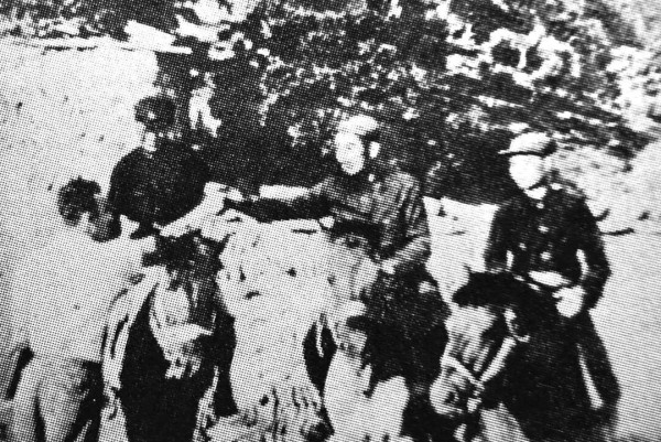 马海德之子:我们家与周恩来、邓颖超的五十二年