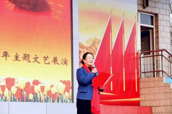 滦州市第三中学纪念毛主席诞辰126周年展演