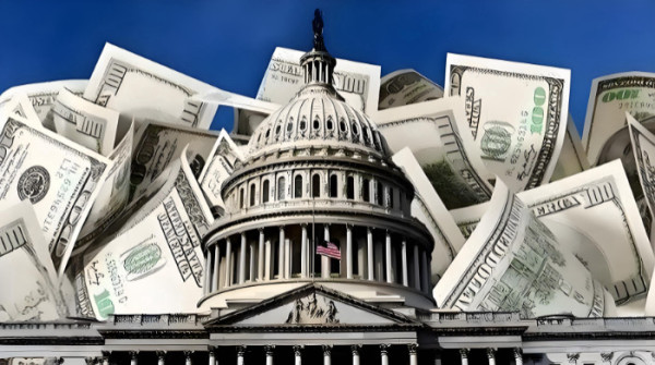 特朗普为何极力鼓吹“全民分红”？