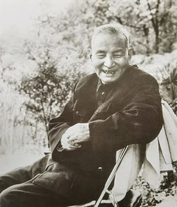 陈云：治理污染、保护环境，造福子孙后代