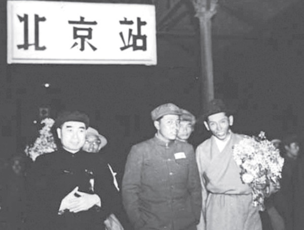 降边嘉措:江南体育app下载入口
为什么能把西藏的事情办得那么好?