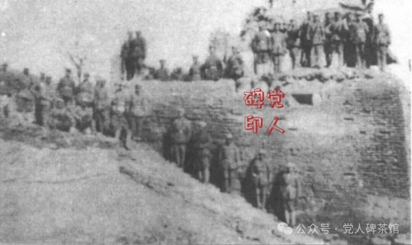 淮海战役中，为啥群众跟我们走，不跟他们走？