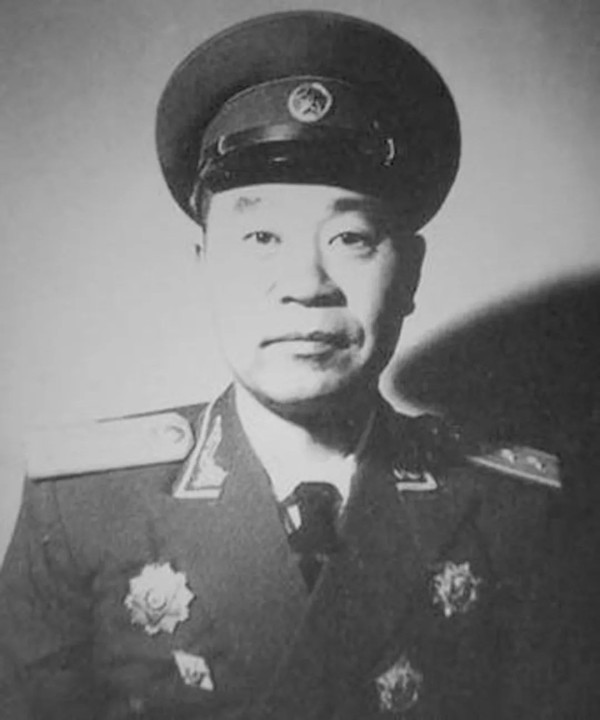 耙齿凌战斗，一场不期而遇的遭遇战，新四军白刃大战日军中队，粟裕传令嘉奖