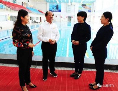 侯二河:一个坚持集体致富的村党支部书记