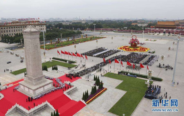 今天我们为什么要大阅兵?致敬英烈和建设者!