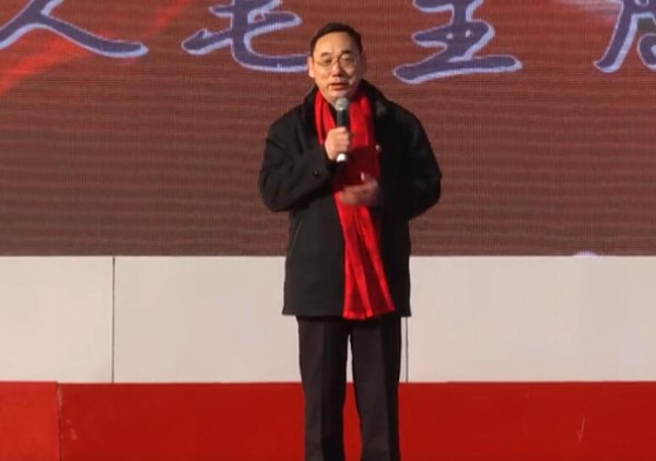 滦州市三中校长佟明晶毛主席诞辰125周年致辞